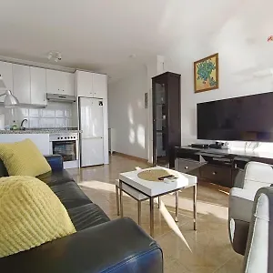 https://sunny-apartment-with-a-swimingpool-by-yumbo.in-canary-islands.com